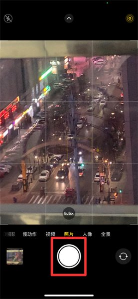 苹果13怎么连拍 iphone12 怎么连拍