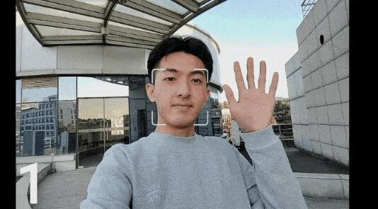 荣耀60隔空换镜手势操作方法