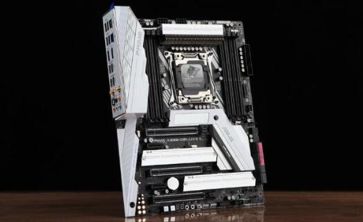 i97980XE评测跑分介绍