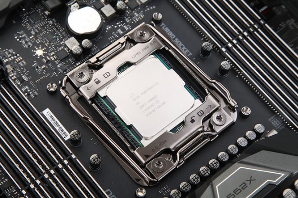 i97980XE评测跑分介绍