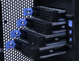 raid0与raid1 raid0和raid1的区别