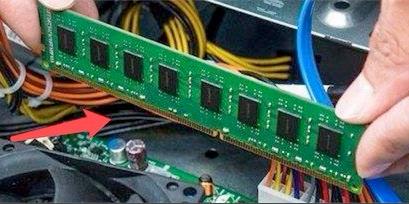 电脑内存条安装教程