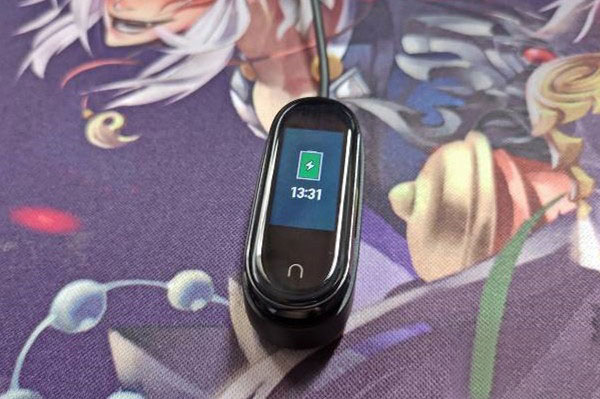 小米手环如何充电