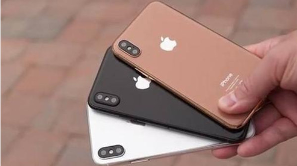 iphone8屏幕是lcd还是oled