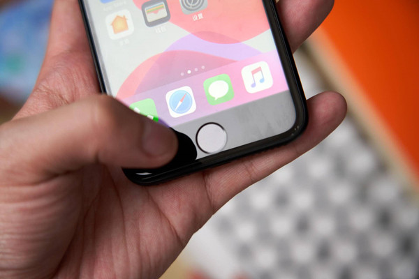 iphone有指纹解锁吗