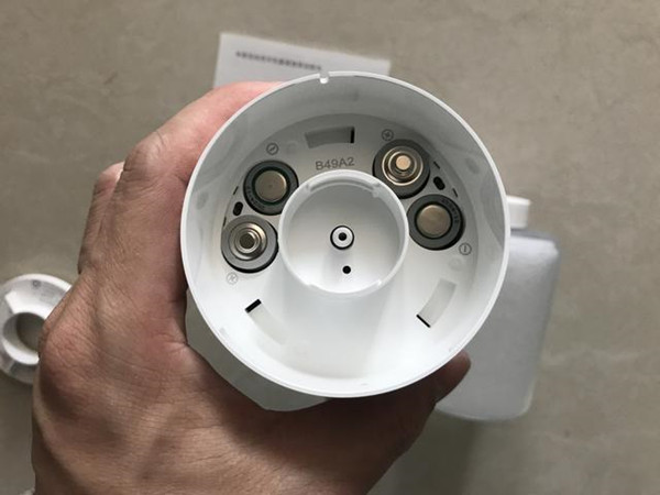 米家自动洗手机怎么装电池