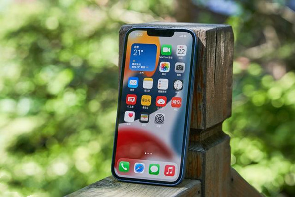 iphone13屏幕材质