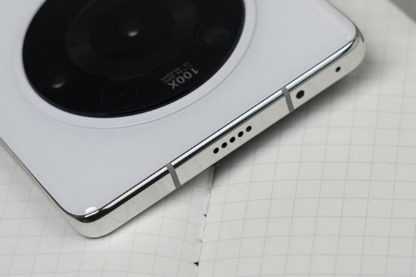 荣耀magic3pro是双扬声器吗