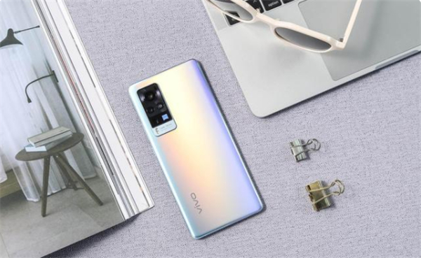 vivox60红外线功能怎么开启