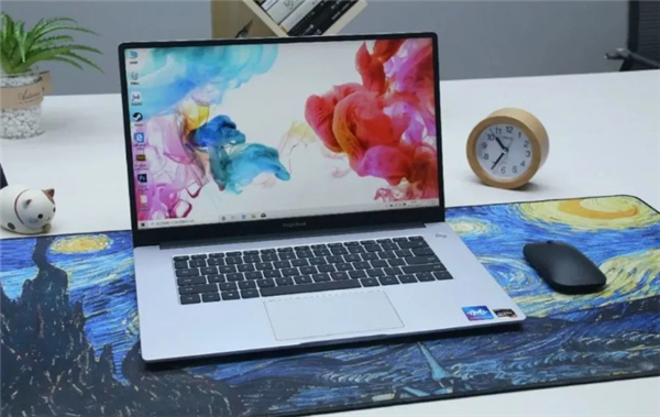 荣耀magicbook15锐龙版支持触屏吗
