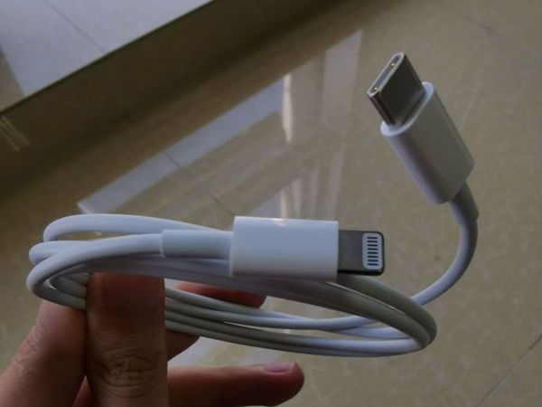 airpodspro送的是快充线吗