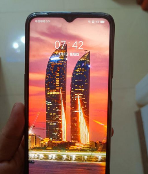 真我v11防水吗