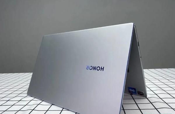 荣耀magicbook15是多少寸