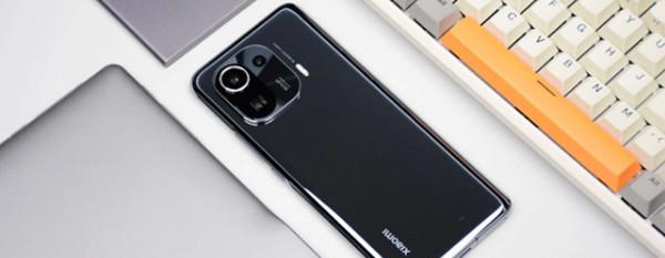 小米11pro后盖材质