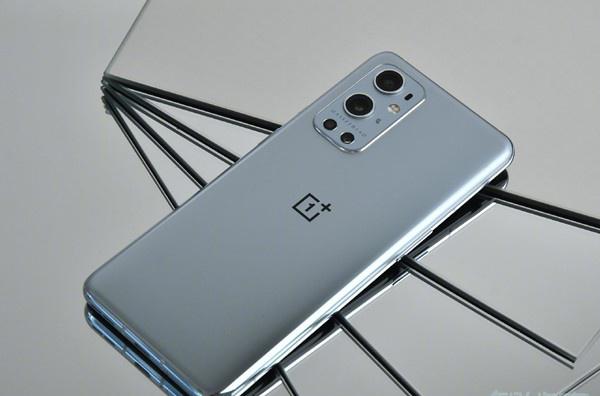 一加9pro对比小米11