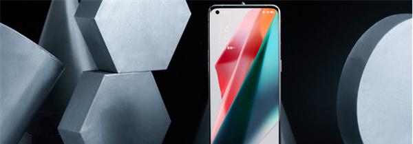 oppofindx3pro是曲面屏吗
