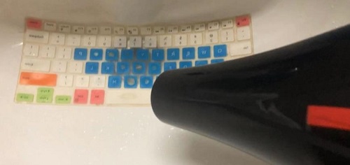 键盘膜怎么贴详细方法