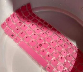 键盘膜怎么清理干净 键盘膜怎么清洗详细操作教程