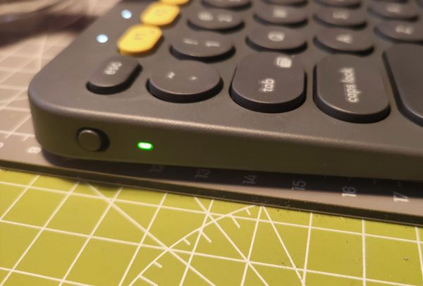 罗技键盘怎么连接ipad