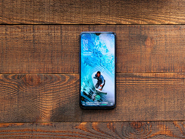 oppor17黑屏怎么强制重启