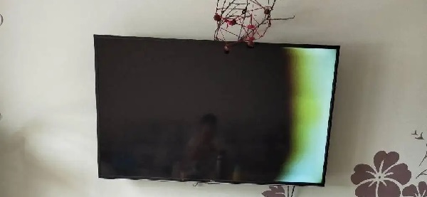 ULED屏幕一部分敲坏了解决教程