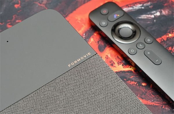 峰米S5和极米 NEW Z6X对比