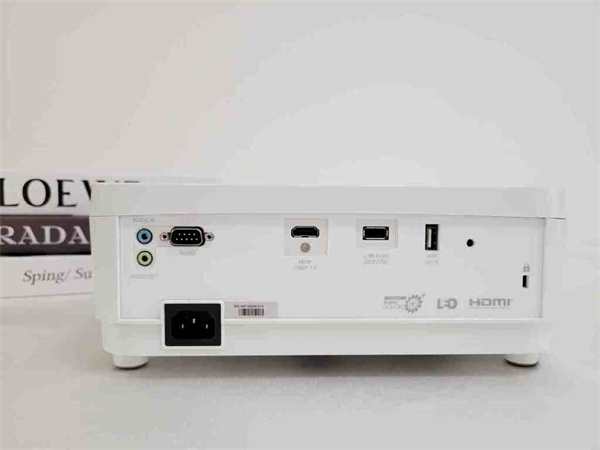 优派Y5和明基E520对比