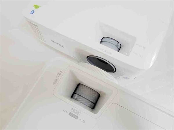 优派Y5和明基E520对比