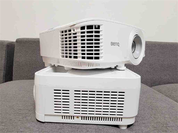 优派Y5和明基E520对比