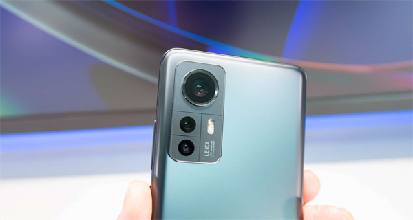 小米12S、真我GT2大师探索版和iQOO 10对比评测