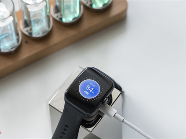 oppowatch3pro怎么充电