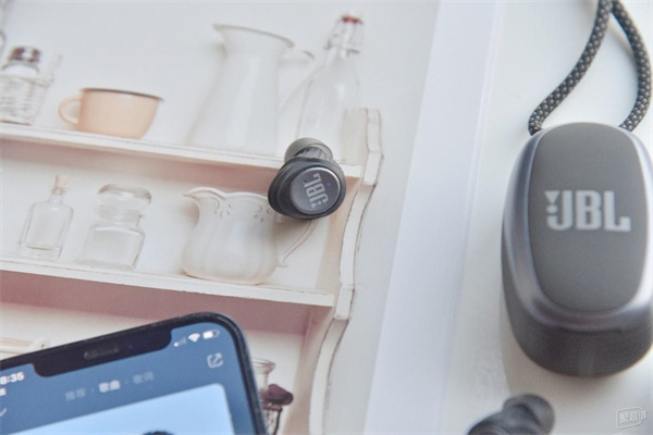 FIIL CG Pro、mifo O7、JBL X600和AirPods Pro对比