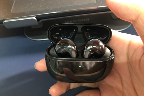 小米Buds 4 Pro和FlipBuds Pro的区别