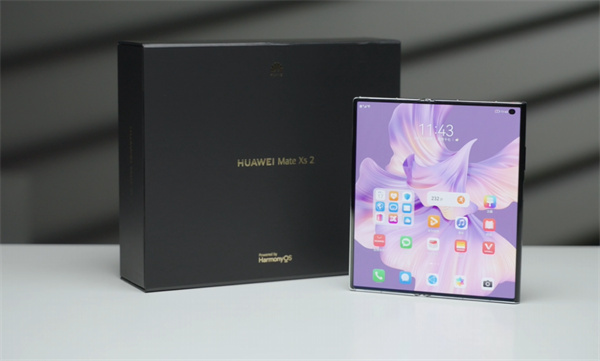 OPPO、vivo、 华为、小米和三星折叠屏屏幕对比