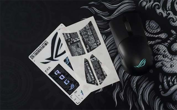 ROG月刃无线AimPoint 36K鼠标测评