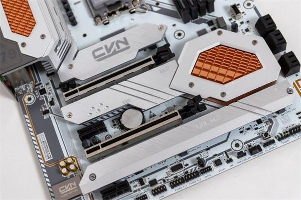 七彩虹CVN Z790D5 GAMING主板评测