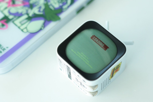 PANDAER 40W AI小电视潮充体验