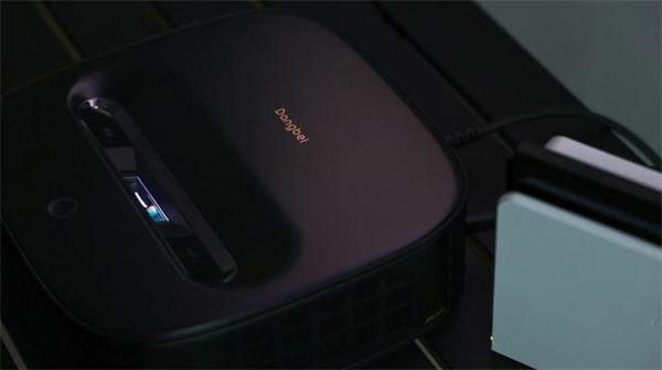 当贝U1超短焦激光投影仪评测