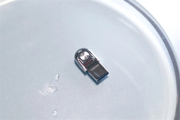 爱国者aigo U358U盘评测