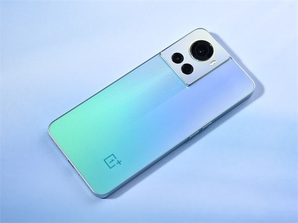 国庆假期预算3000不输旗舰的高性价比手机推荐