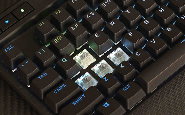 美商海盗船K70 RGB PRO评测