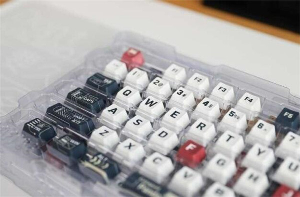 洛斐舰载熊猫OEM131键PBT键帽评测