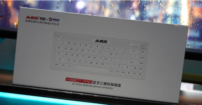 黑爵K690T PRO机械键盘评测