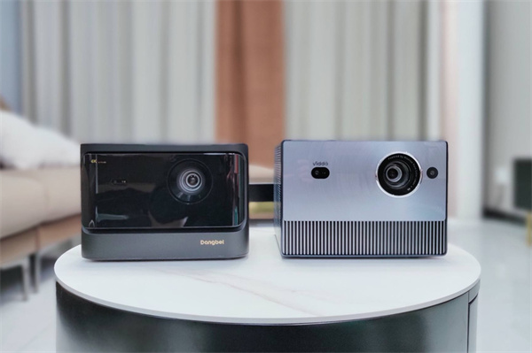 Vidda C1和当贝X3 Pro对比
