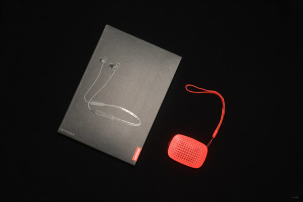 ThinkBook UC100蓝牙耳机评测