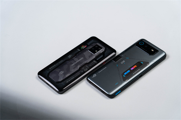红魔7S Pro和ROG 6天玑至尊版对比