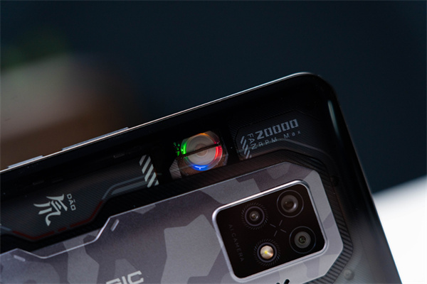红魔7S Pro和ROG 6天玑至尊版对比