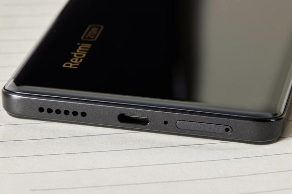 红米note12探索版是双扬声器吗