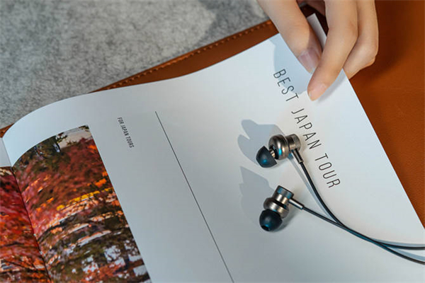 魅蓝Lifeme LP51圈铁耳机评测