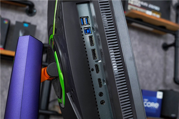 ROG XG27AQM EVA联名款评测